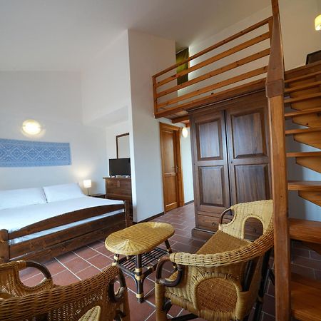 Le Tonnare Di Stintino - Beach Resort Exterior photo