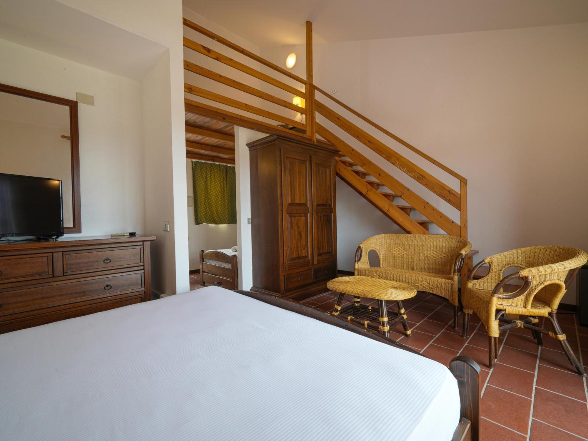 Le Tonnare Di Stintino - Beach Resort Exterior photo