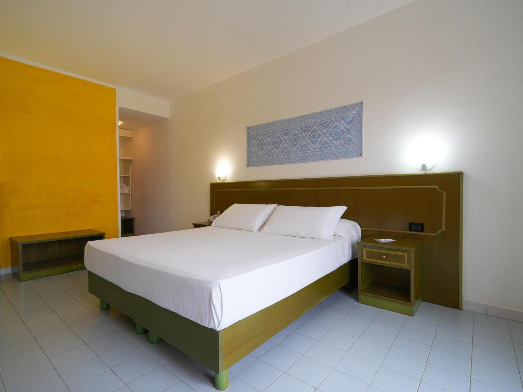 Le Tonnare Di Stintino - Beach Resort Exterior photo
