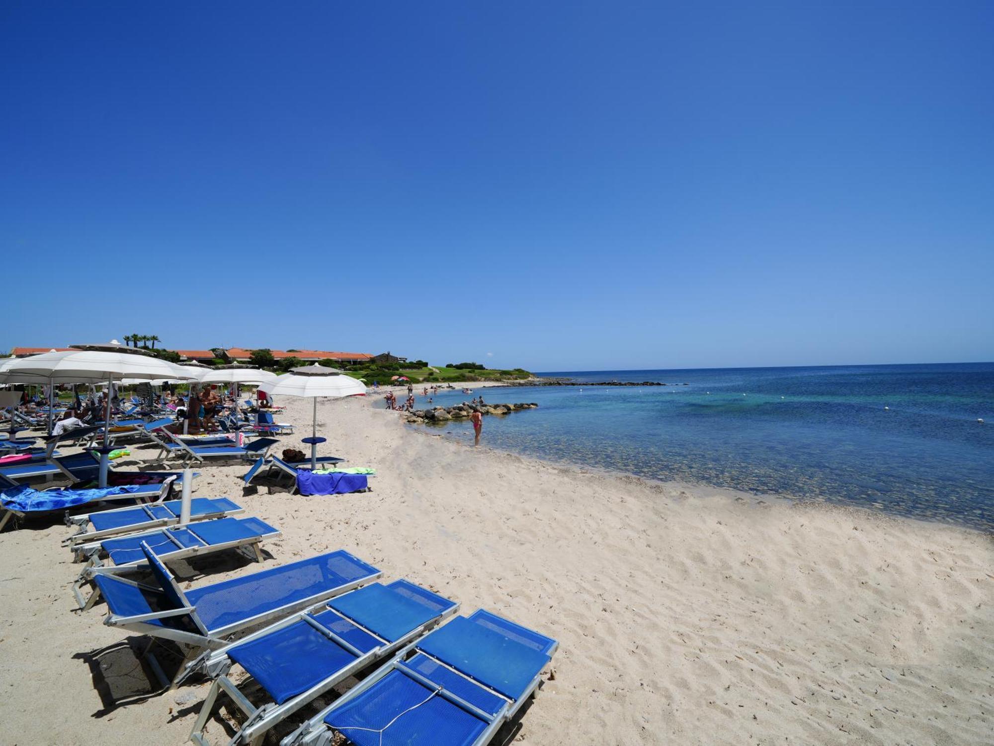 Le Tonnare Di Stintino - Beach Resort Exterior photo