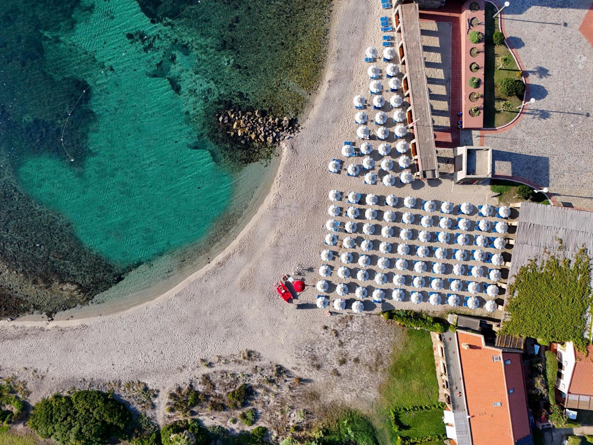 Le Tonnare Di Stintino - Beach Resort Exterior photo